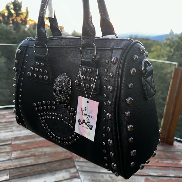 ☠️ Skull Studded Punk Moto Black Tote Crossbody Bag - Picture 6 of 16